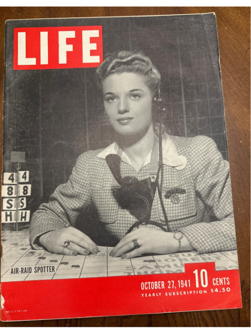 Vintage Life Magazine October 27 1941 Issue Black and Red